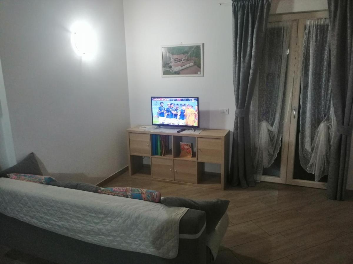Cascina Legnago Trilocale A 6 Chilometri Da Salo' Διαμέρισμα Villanuova sul clisi Εξωτερικό φωτογραφία